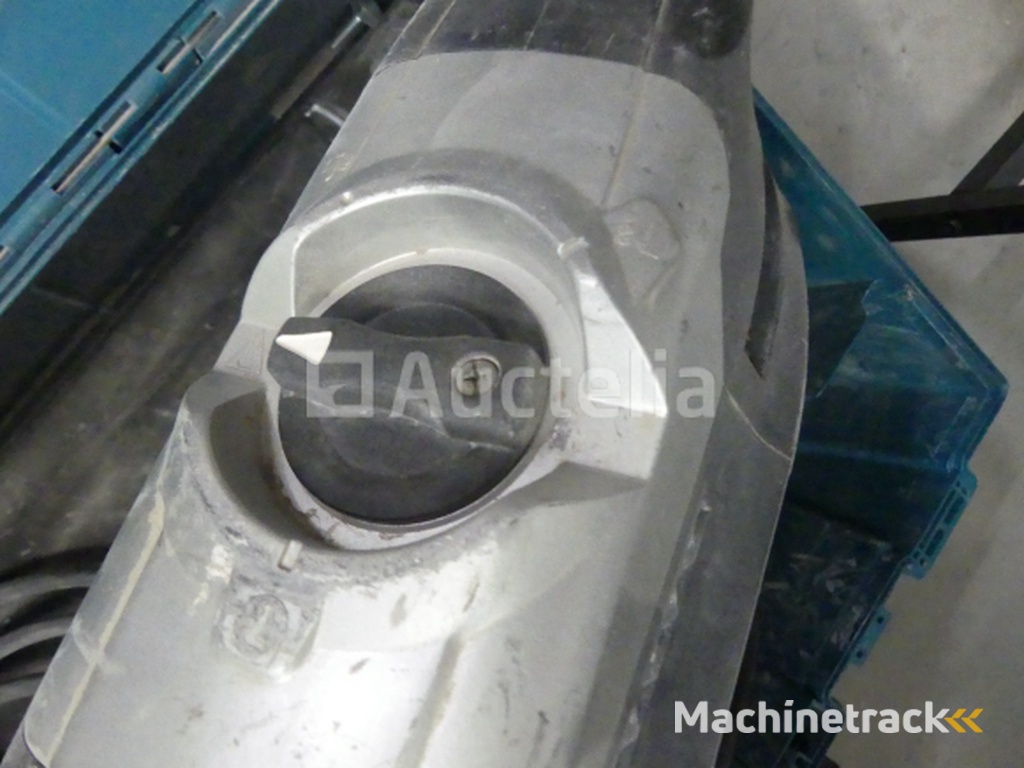 Makita HR5212C Jackhammer