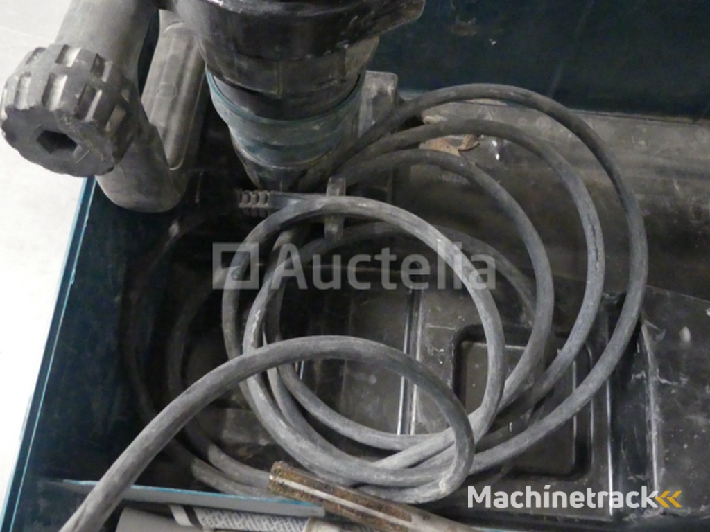 Makita HR5212C Jackhammer