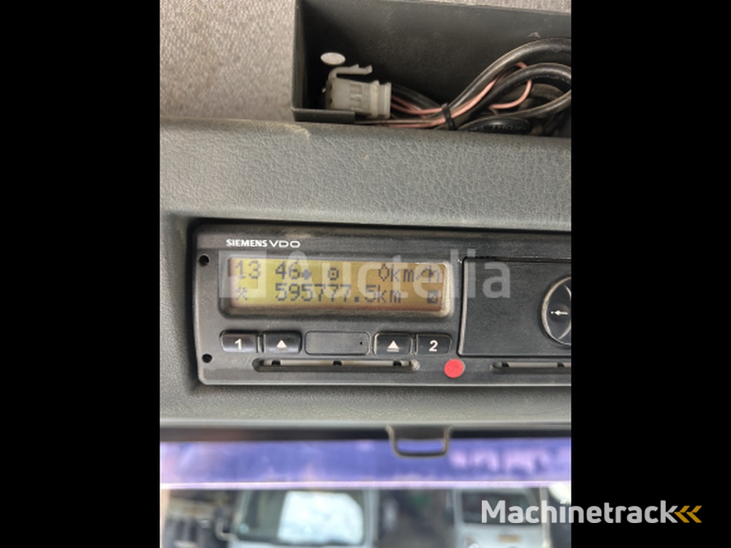 MAN TGA 26.430 container vrachtwagen. 6x4