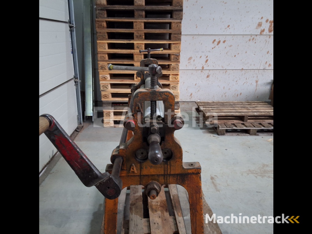 F. pinon Manuele plaatwals