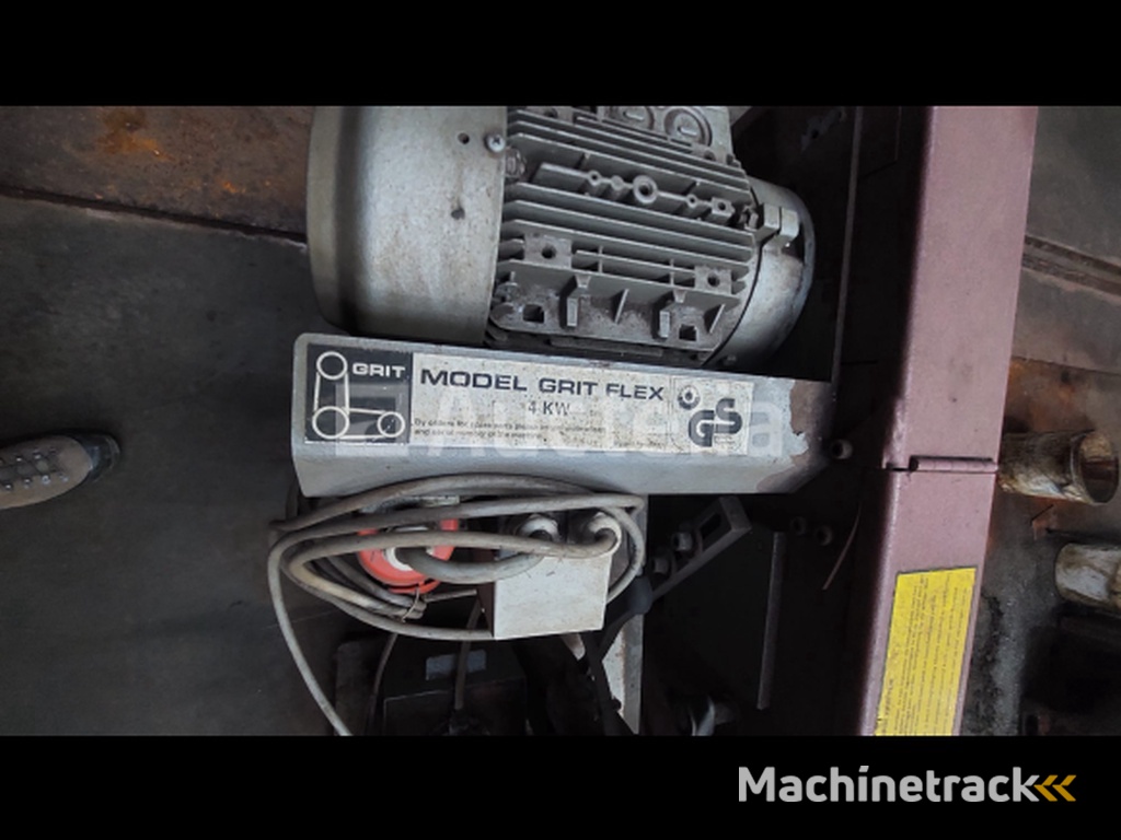 GRIT BUIZENSCHUURMACHINE GF75 Multi-Tools A/S