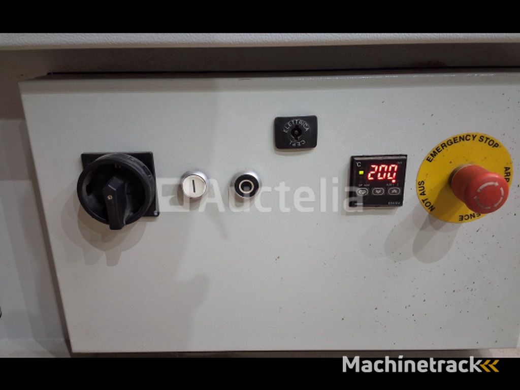 Holztech KL2.0  kantenlijmer/ afplakmachine