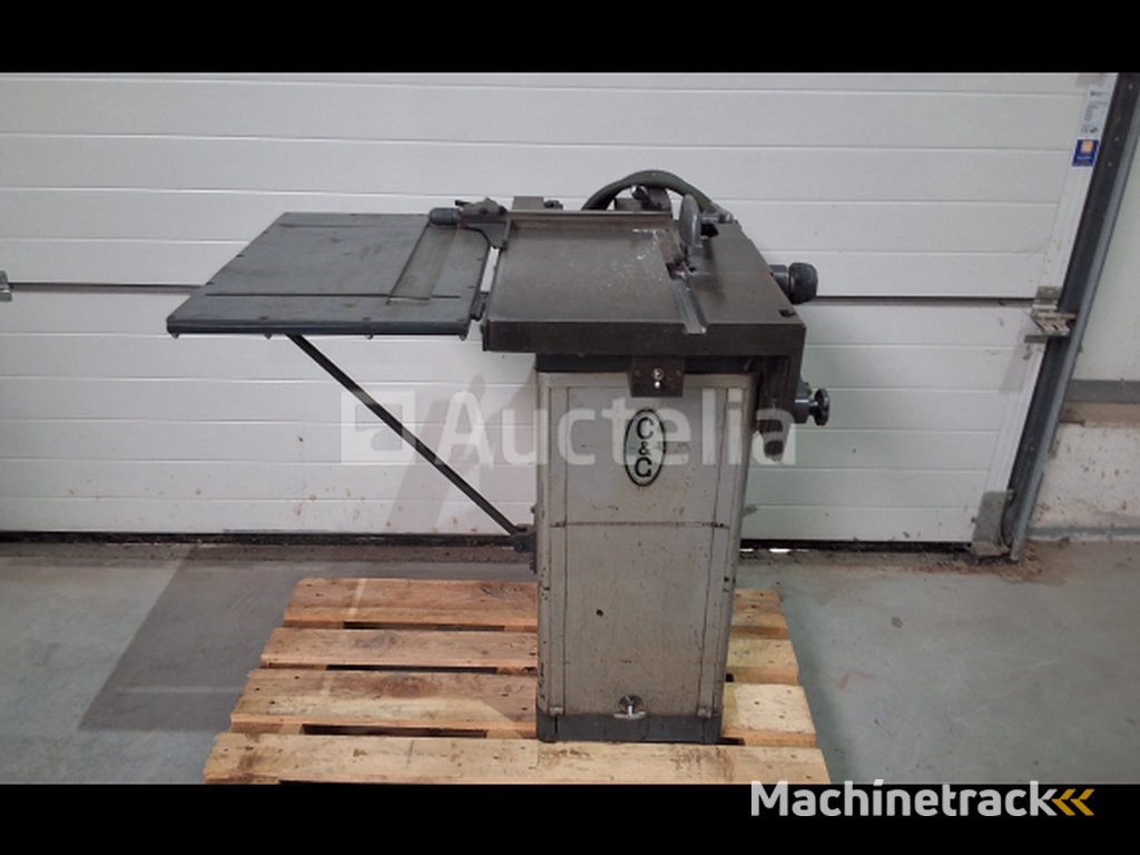 C & G Metaalzaagmachine