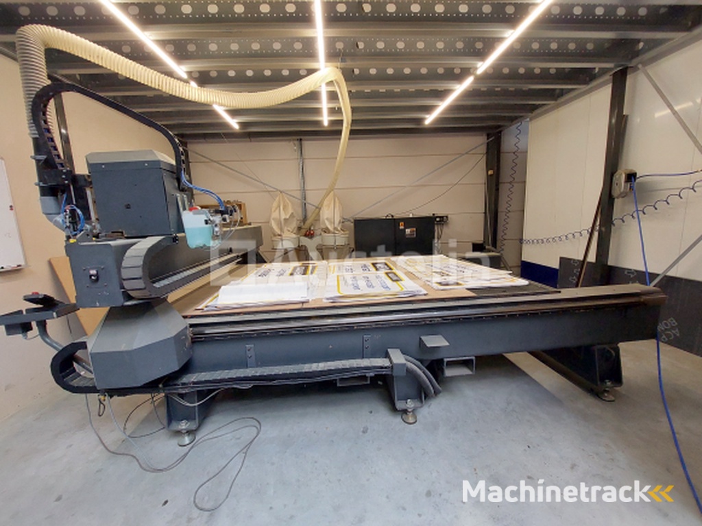 Milling table Milling machine Multicam 5000 series
