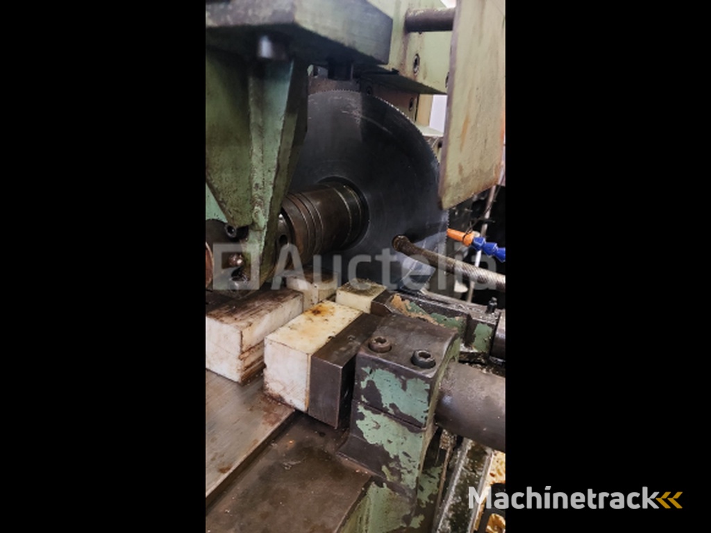 SATURNE CIRKELZAAGAUTOMAAT / automatische zaagmachine