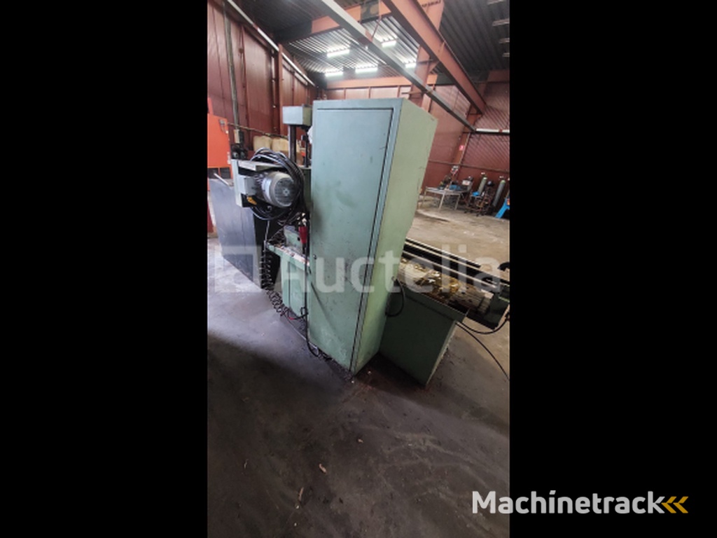 SATURNE CIRKELZAAGAUTOMAAT / automatische zaagmachine