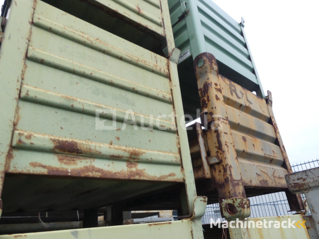 5 stackable metal bins