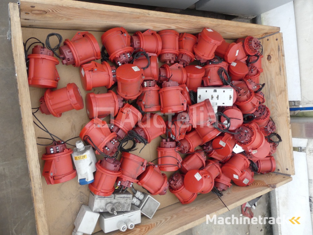 Miscellaneous Electrical Equipment Set