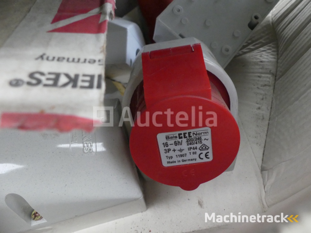 Miscellaneous Electrical Equipment Set