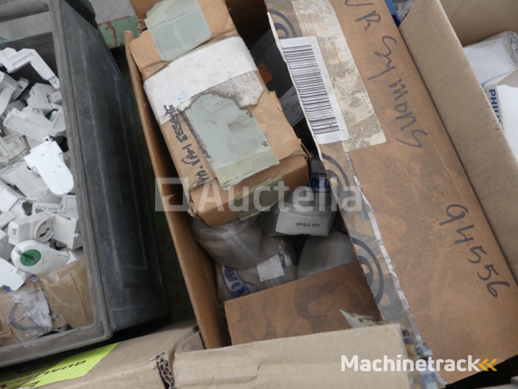 Miscellaneous Electrical Equipment Set