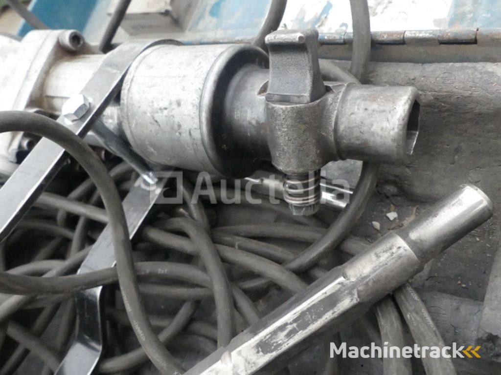 Makita HR5000 Chipper