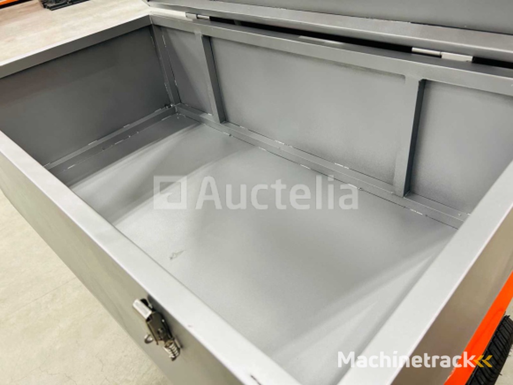 RTE - Golf cart with storage box Orange