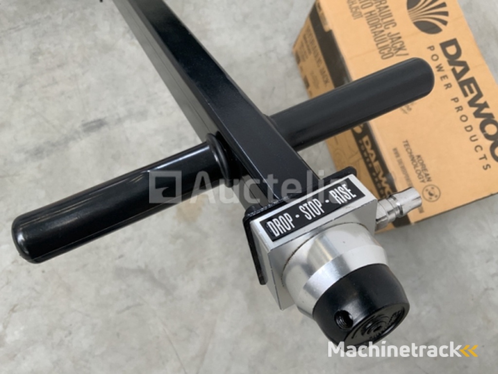 Daewoo 50T. DAHJ Garage jack