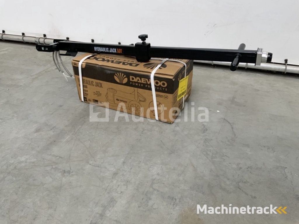 Daewoo 50T. DAHJ Garage jack