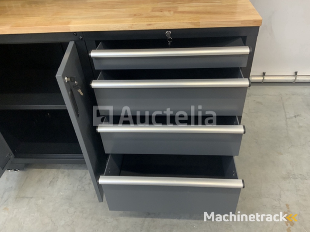 Stahlgruppe GC-01 Workbench with cabinets and storage space