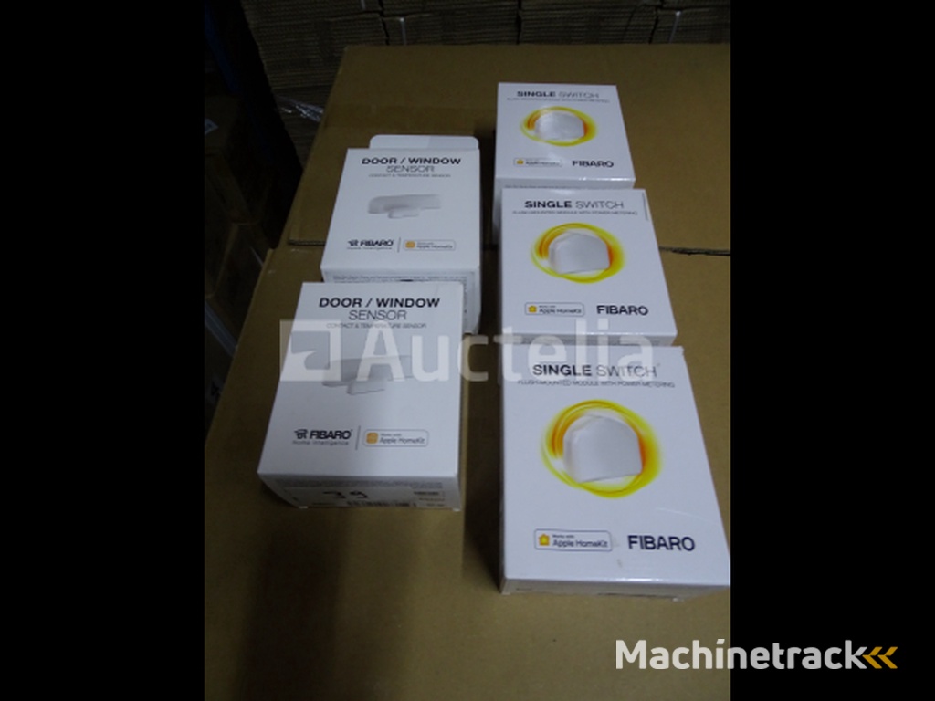 5 FIBARO connected items - Winkelwaarde €230
