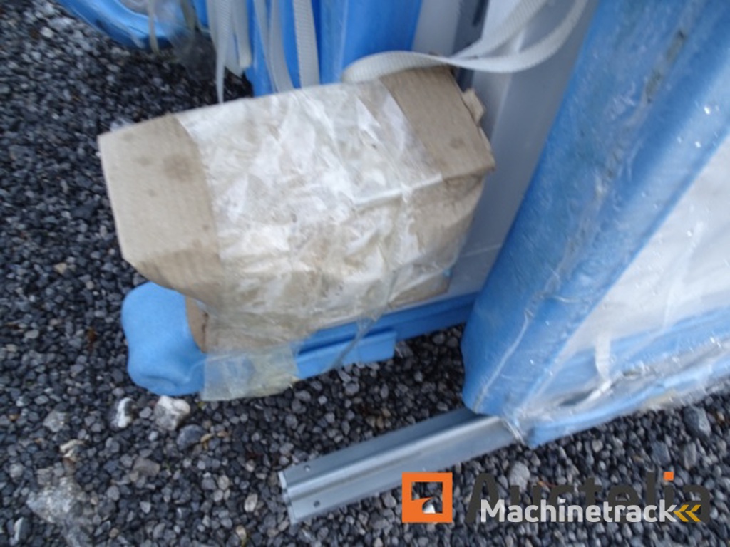 White sliding gate Aluminium Caminia 180 x 300 (Store value: 2.799 €)