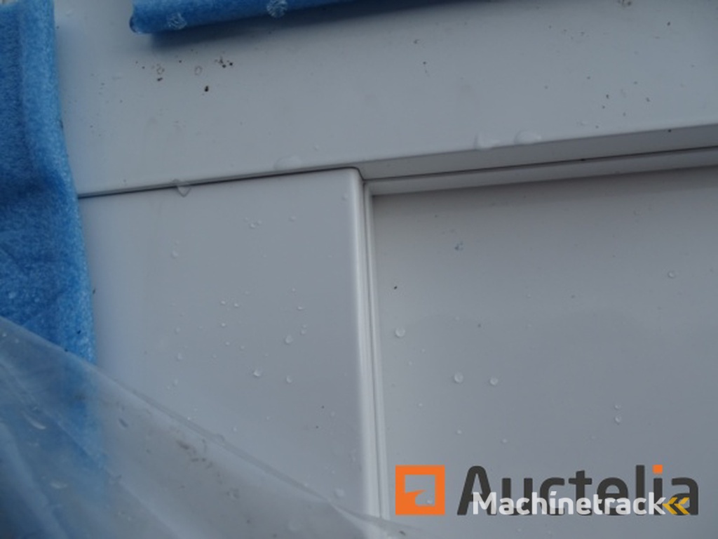 White sliding gate Aluminium Caminia 180 x 300 (Store value: 2.799 €)