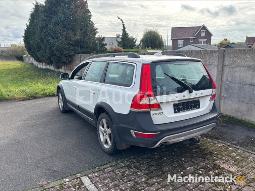 Auto Volvo XC70 (2014-200.385 km-VIN:YV1BZ87A4E1181343)