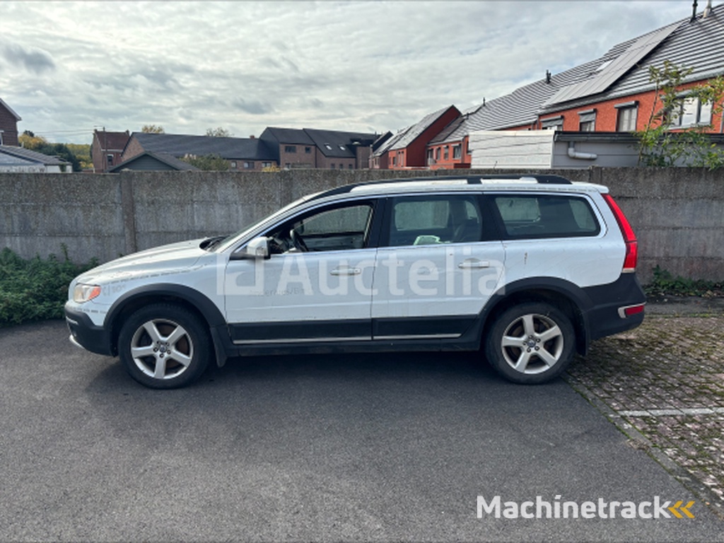 Auto Volvo XC70 (2014-200.385 km-VIN:YV1BZ87A4E1181343)
