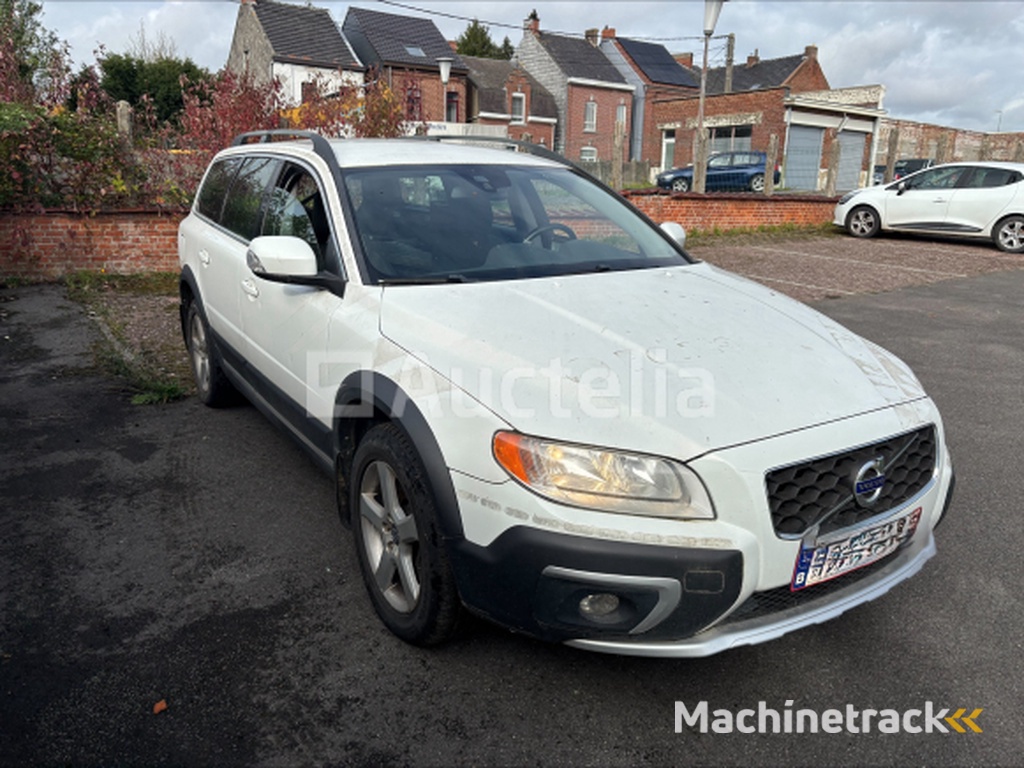 Auto Volvo XC70 (2014-200.385 km-VIN:YV1BZ87A4E1181343)