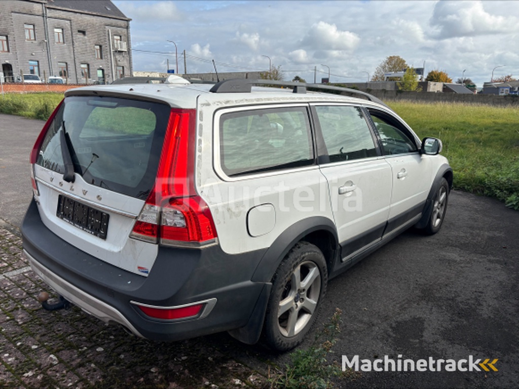 Auto Volvo XC70 (2014-200.385 km-VIN:YV1BZ87A4E1181343)