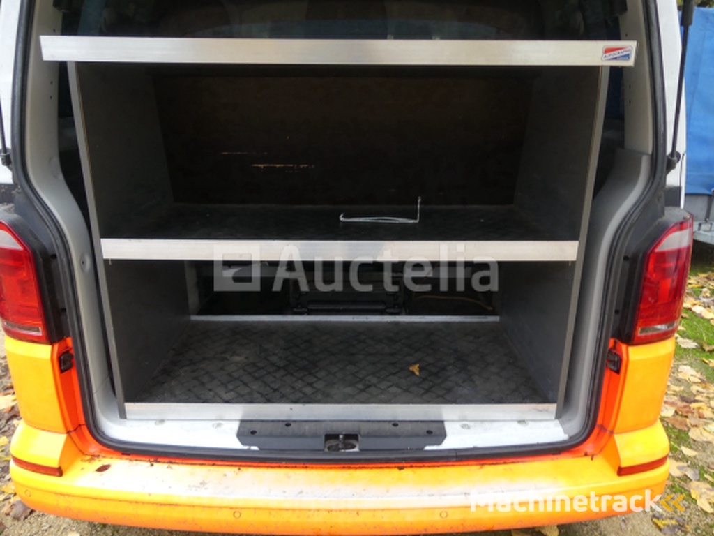 Politievoertuig Volkswagen Kombi (2019-141.105 km)