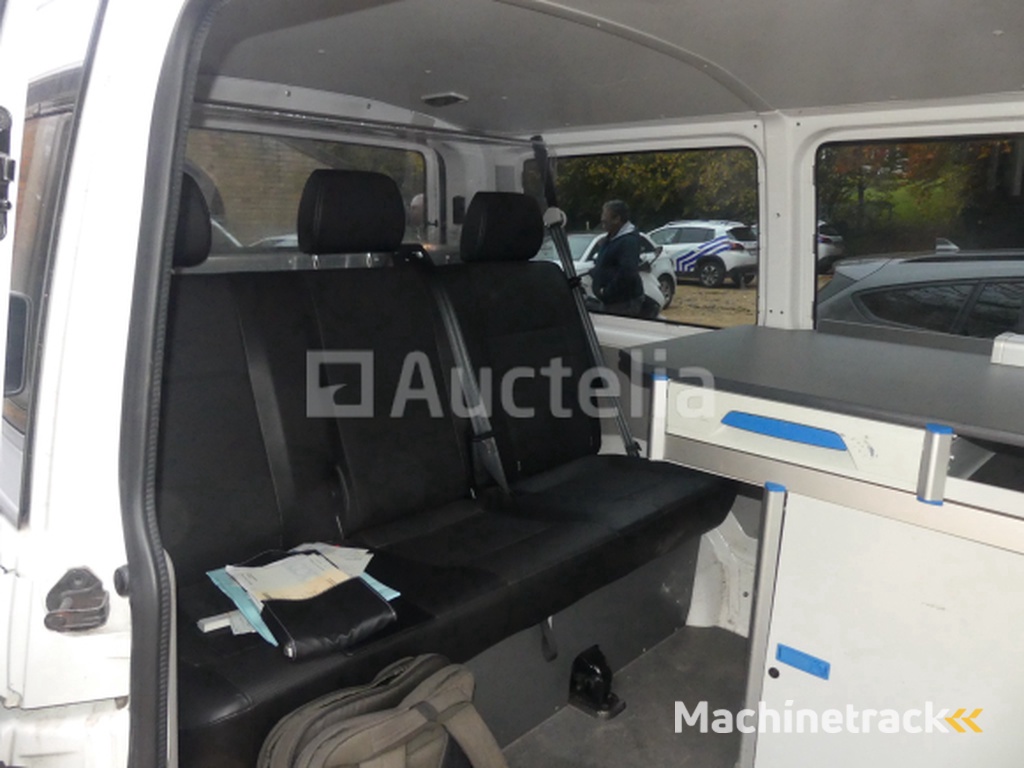 Politievoertuig Volkswagen Kombi (2019-141.105 km)