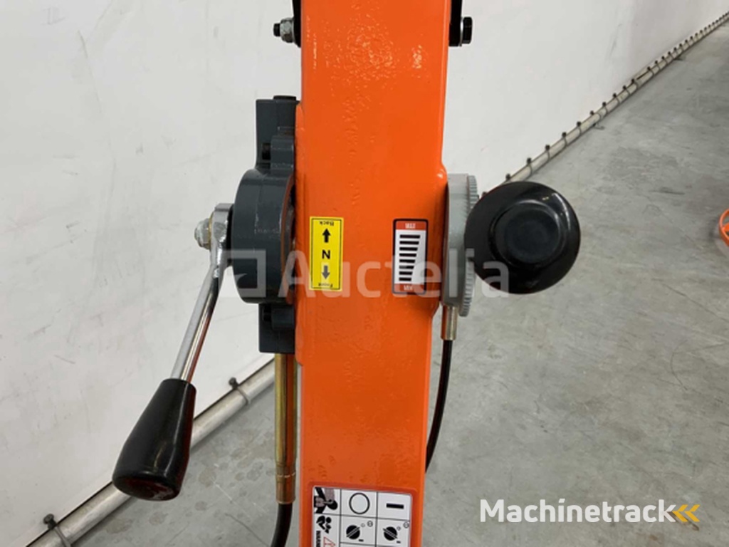 Daewoo - 2025 - DARC300 - trilwals 6.5PK