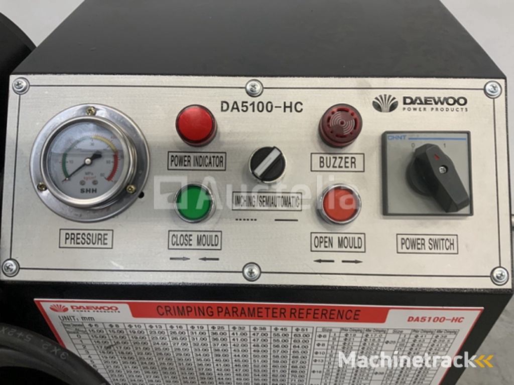 Daewoo DA5100-HC hydraulische slangenpers