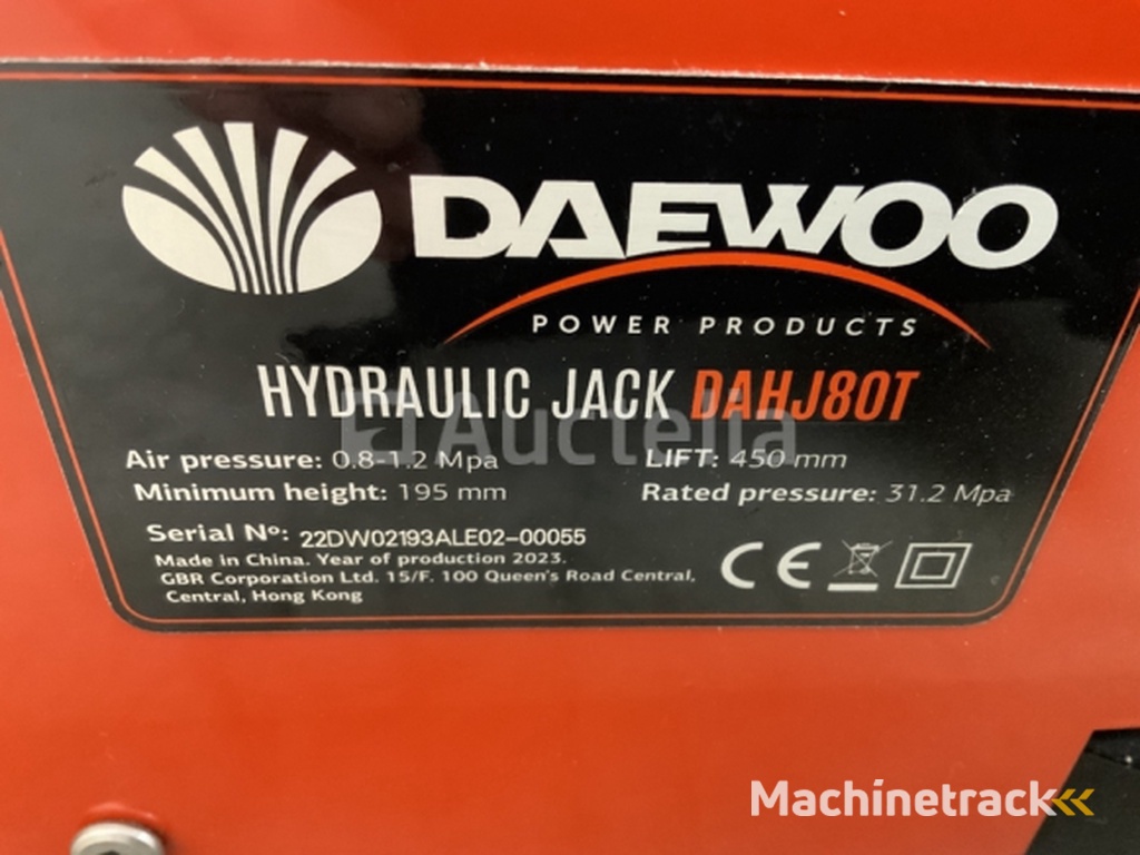 Daewoo 80T. DAHJ Garage krik