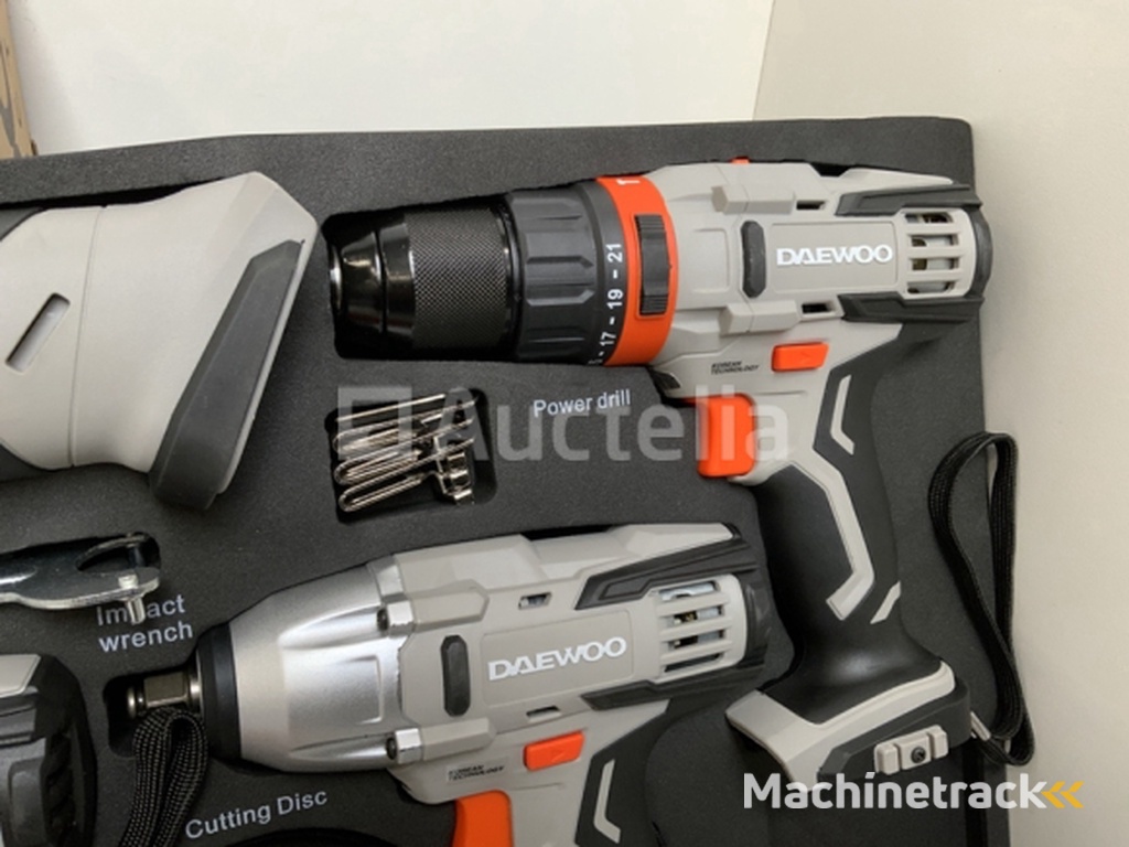 Powertool set Daewoo DAMWS266