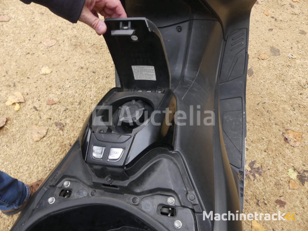 500cc Scooter Yamaha TMAX (2019-47.493 km)