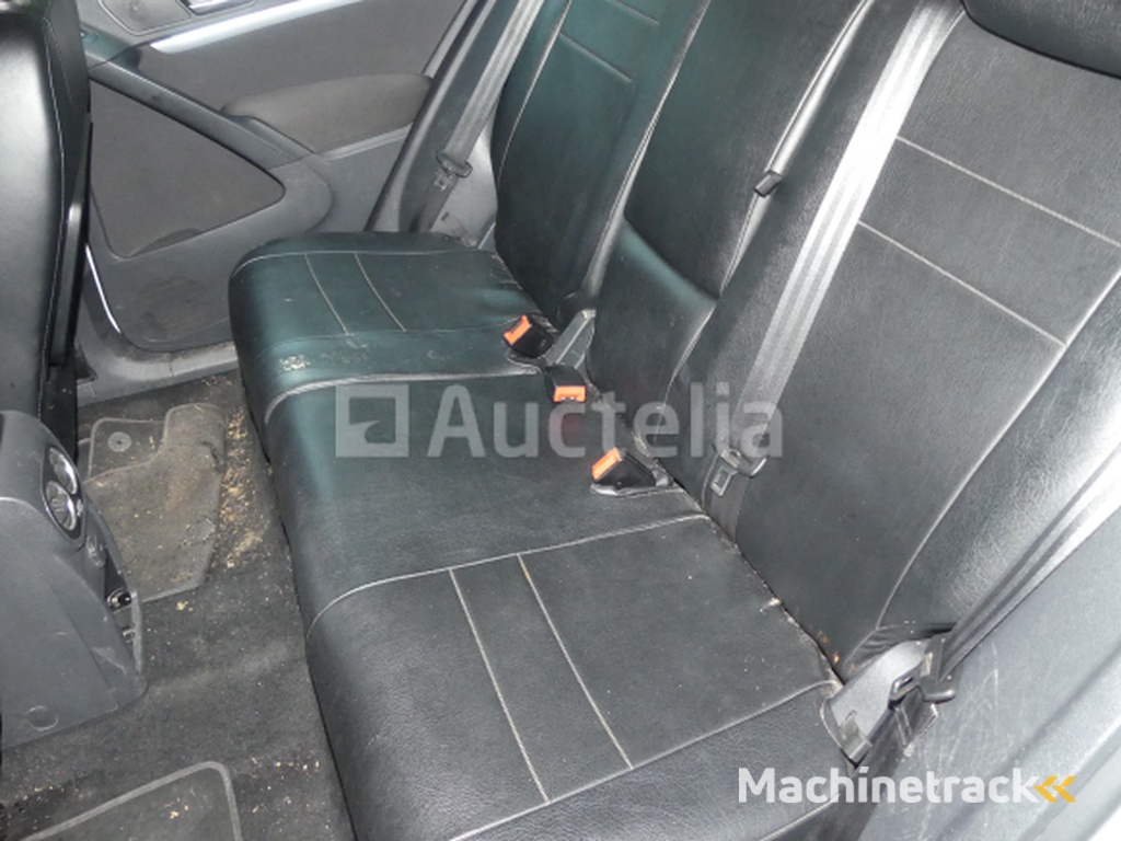 Volkswagen Tiguan Voertuig (2016-303.341 km)