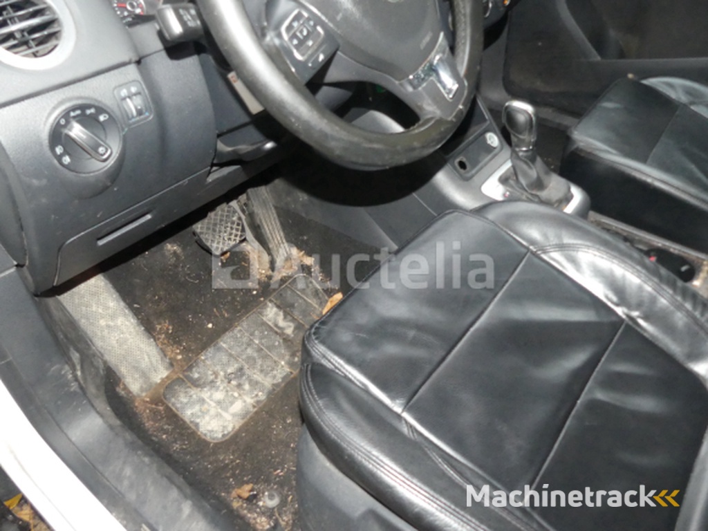 Volkswagen Tiguan Voertuig (2016-303.341 km)