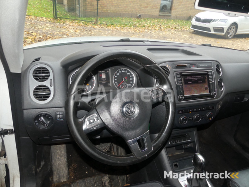 Volkswagen Tiguan Voertuig (2016-303.341 km)