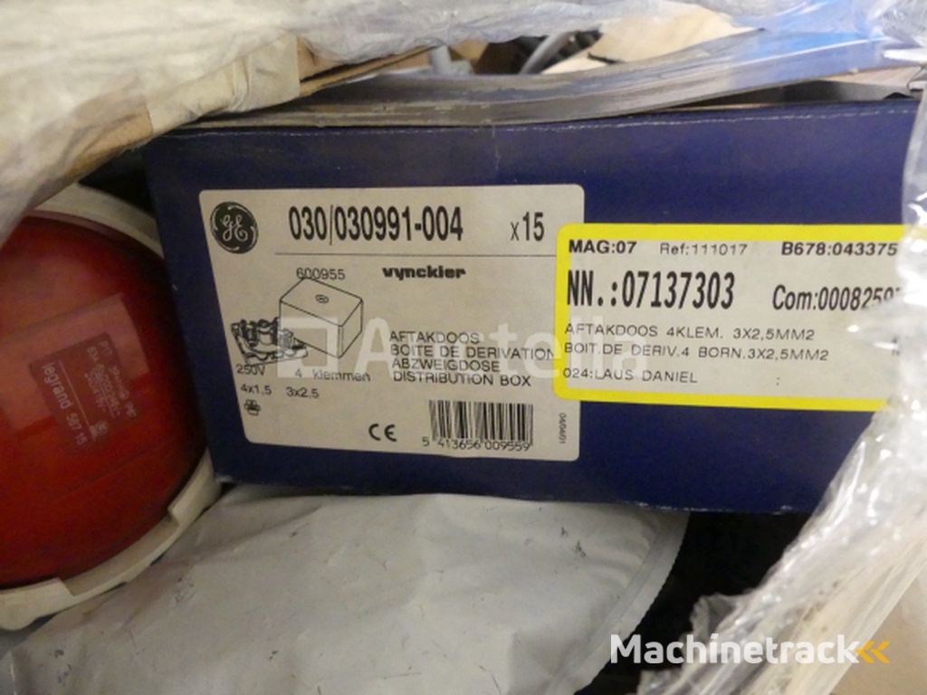 REF:Central - Pal 1 - Set van diverse elektrische kabelhaspels