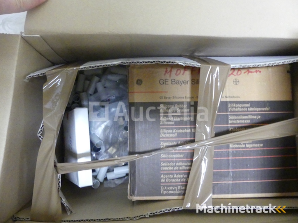 REF:Midi - Pal 2 - Set van diverse elektrische apparatuur