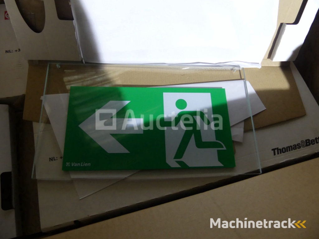 REF:Midi - Pal 4 - Set van diverse elektrische apparatuur