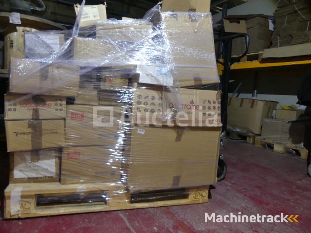 REF:Midi - Pal 4 - Set van diverse elektrische apparatuur