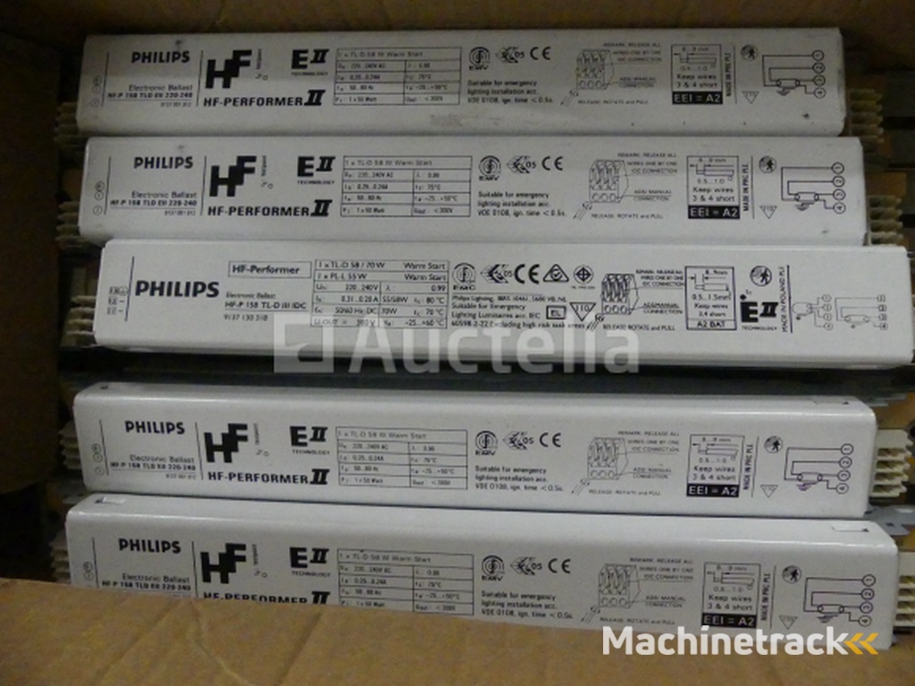 Diverse elektrische apparatuur set