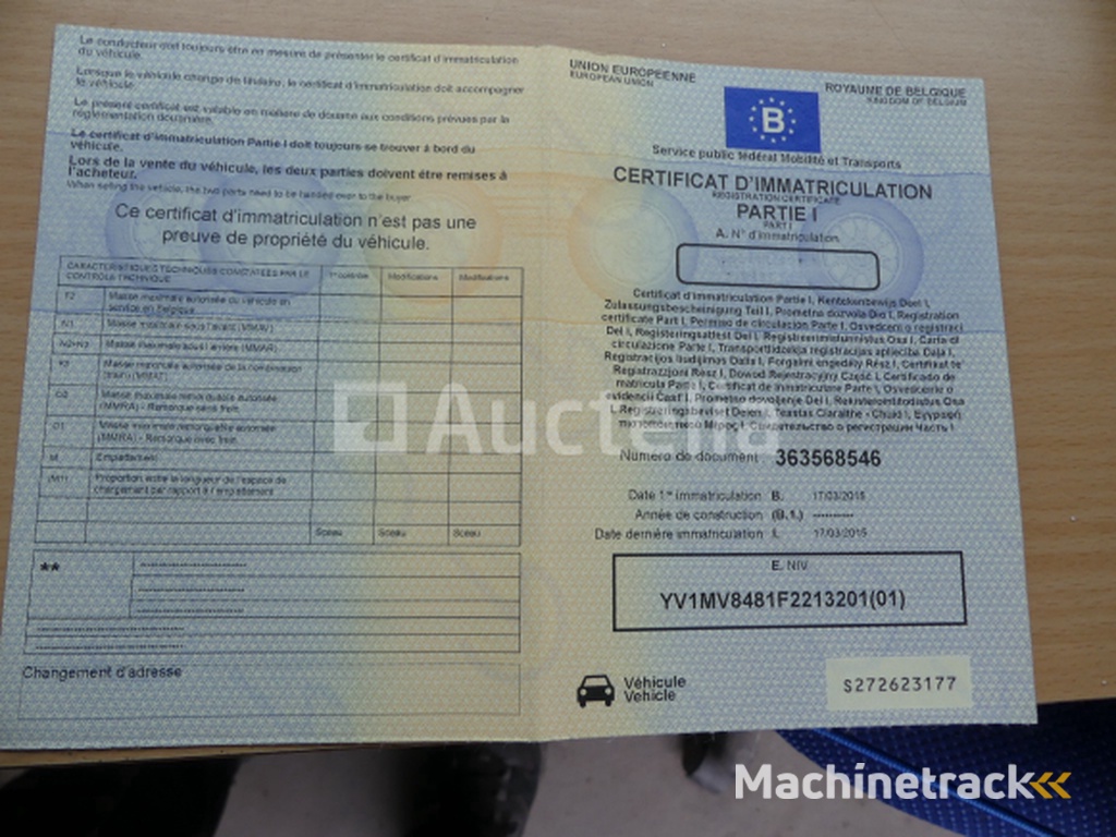 Volvo V40 Mixed Car (2015-87.651 km-VIN:YV1MV8481F2213201)