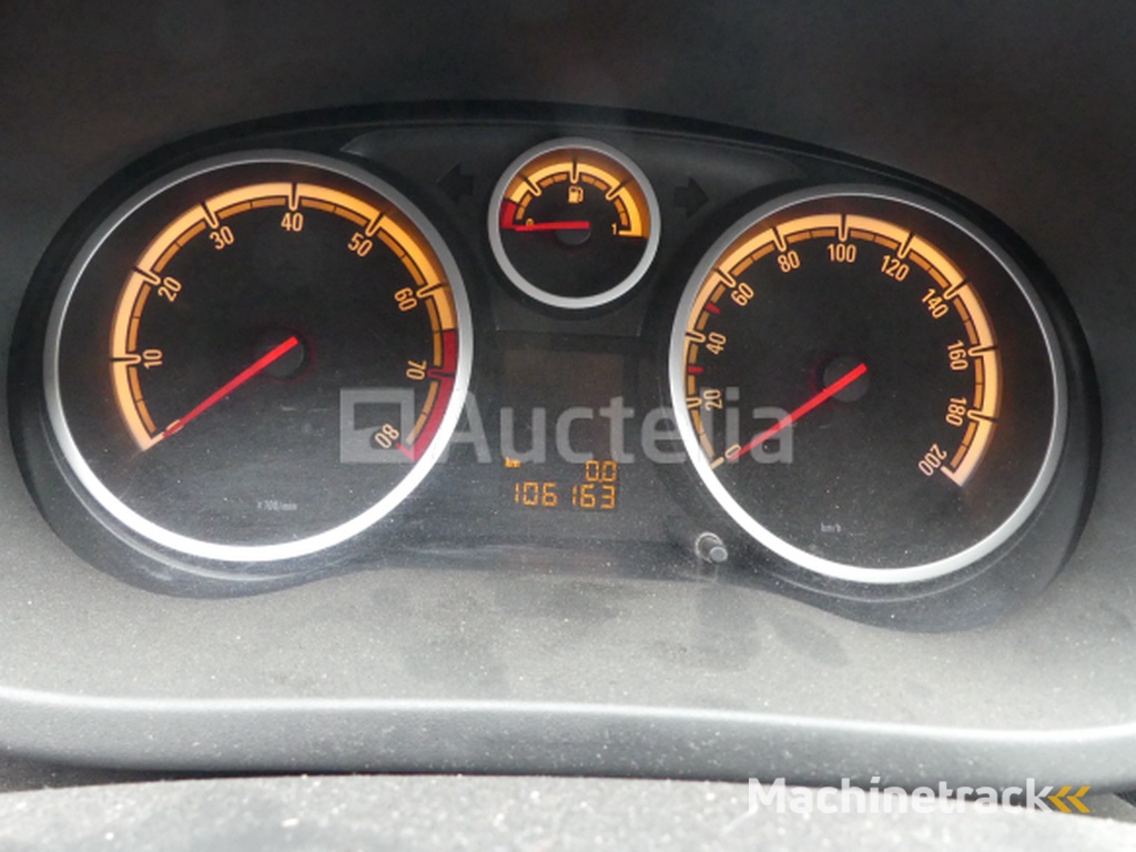 Mixed car Opel Corsa (2014-106.163 km-VIN:W0L0SDL68E4250631)