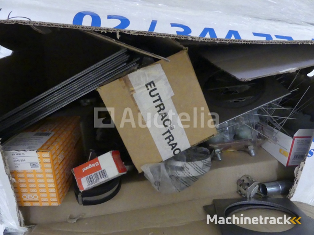 Diverse elektrische apparatuur set