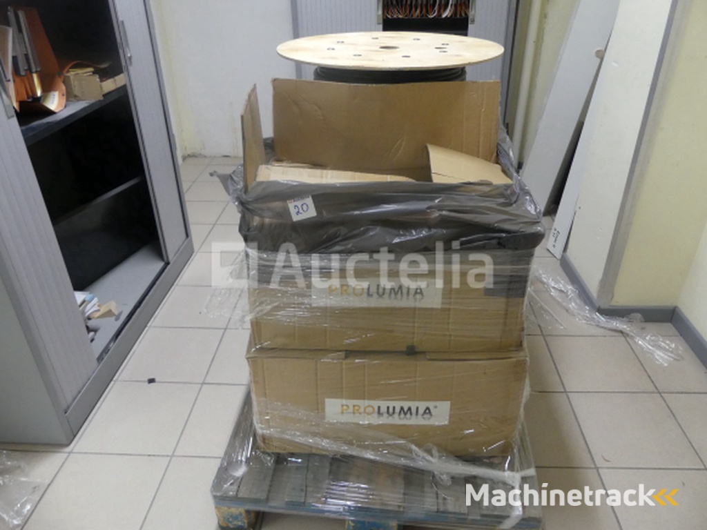 Set van diverse inbouwspots + kabelbalans