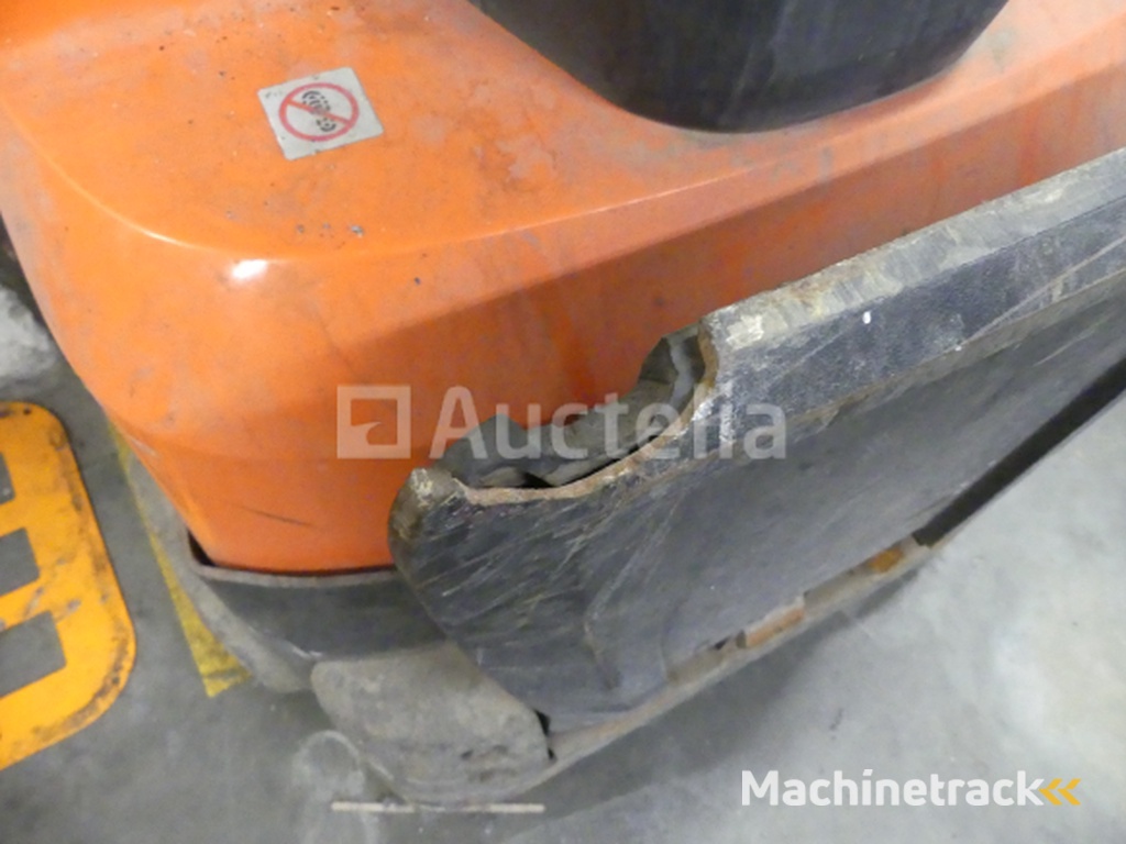 REF:2245.18.36 - BT Staxio SWE120 L electric stacker