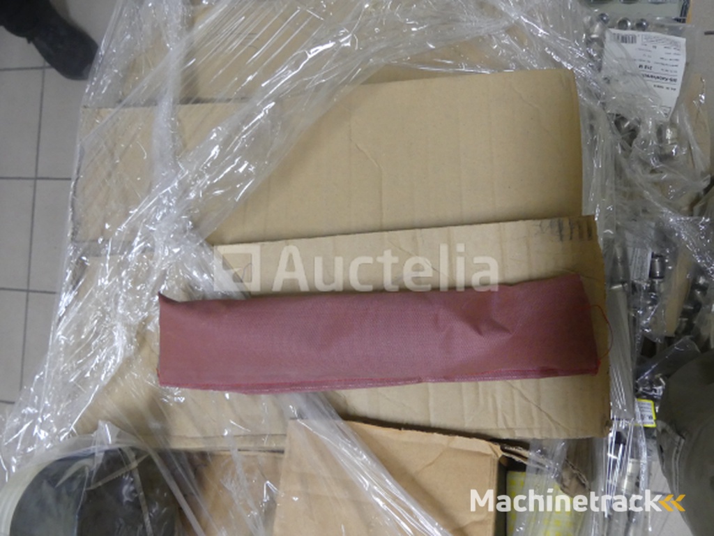 REF:EMAC - Pal 6 - Kit voor hardware en diverse uitrusting