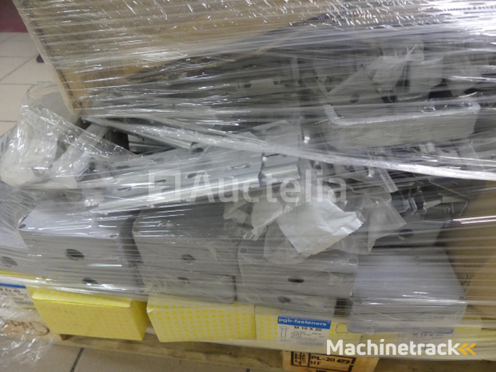 REF:EMAC - Pal 6 - Kit voor hardware en diverse uitrusting