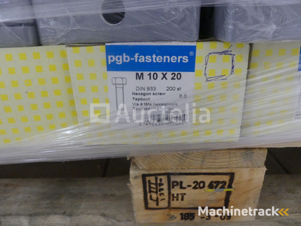 REF:EMAC - Pal 6 - Kit voor hardware en diverse uitrusting