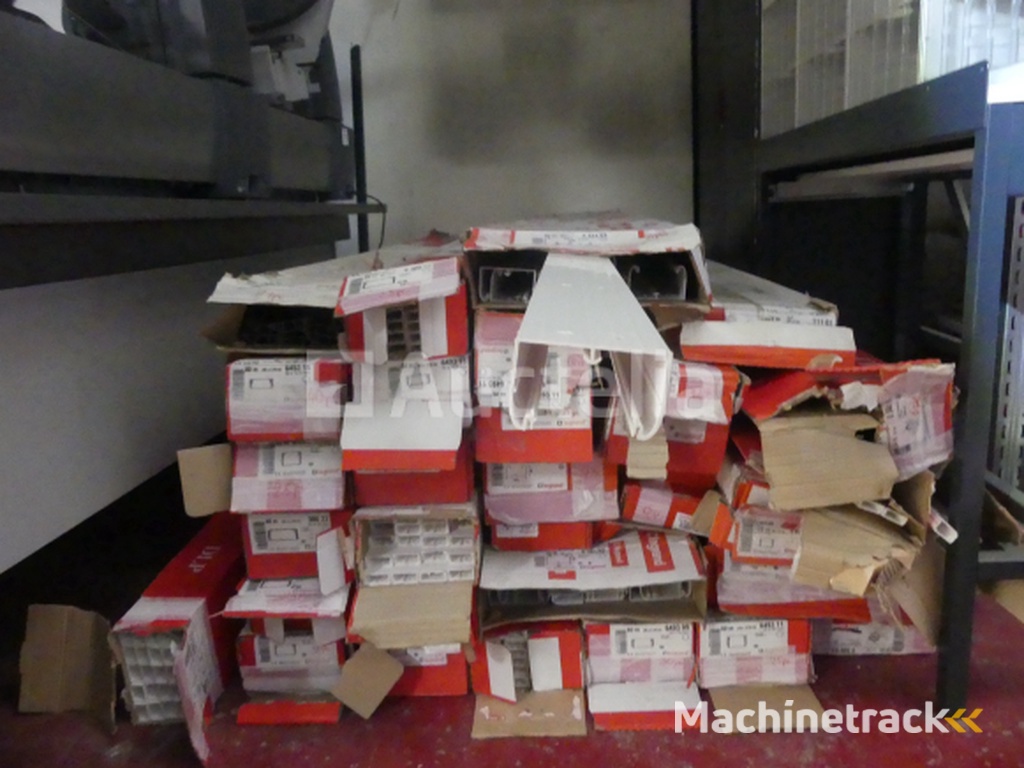 REF:Midi - Pal 1 fluo - Set kanalen, ellebogen en accessoires